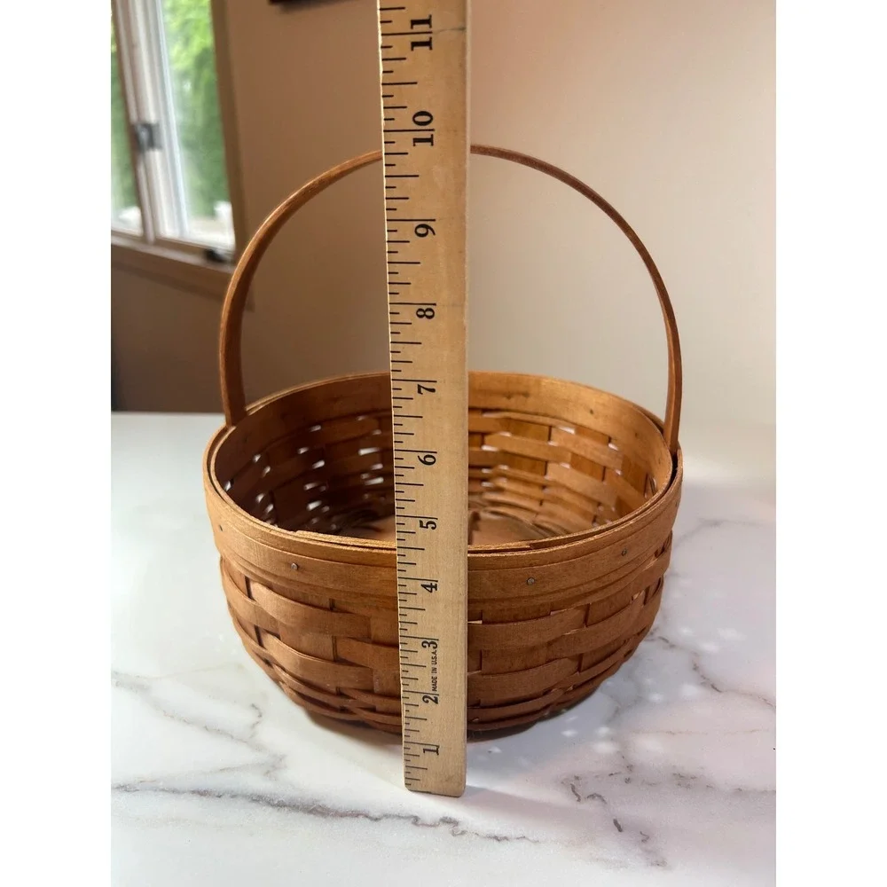 Longaberger 1989 Vintage Round Handwoven Basket with Handle Made in USA 8 Inch